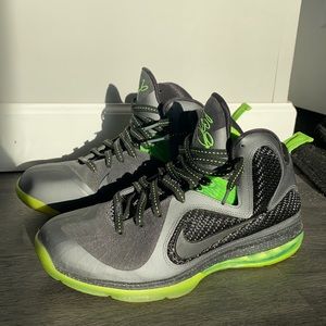 LeBron 9 “Dunkman” Size:11